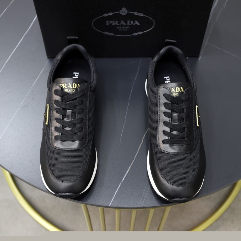 Pra*a casual shoes